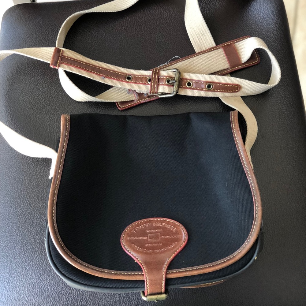 Vintage Tommy Hilfiger Crossbody